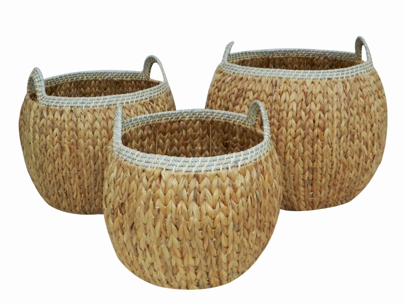 Artisanal Round Water Hyacinth Baskets with Rope Rim